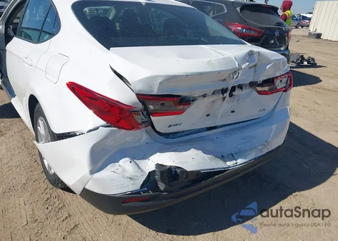 2025 Toyota Camry Le from USA, damaged, VIN 4T1DAACK8SU129676